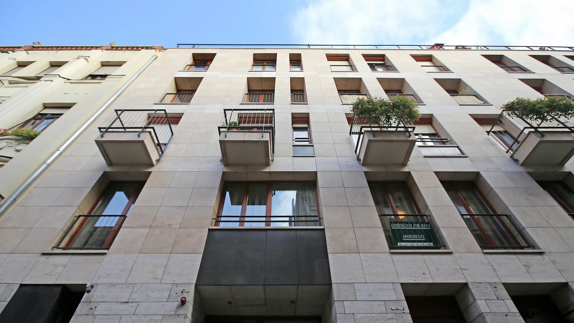 Avantgarde Apartments Boedapest 4*,