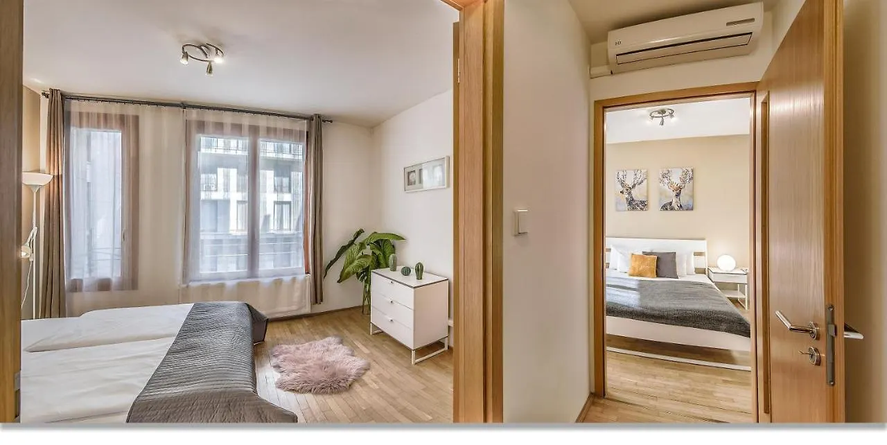 בודפשט Avantgarde Apartments 4*,